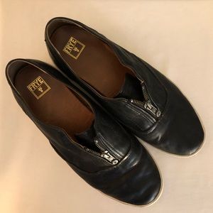 FRYE Dylan Slip-on Moto | Black